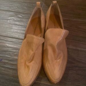 Lucky Brand cognac tan pointy toe slip on shoes loafers